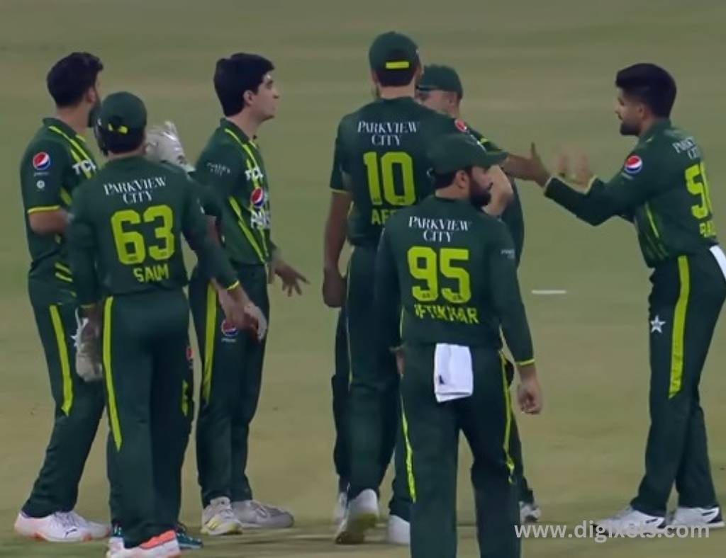 Cricket images of Pakistan team celebrate